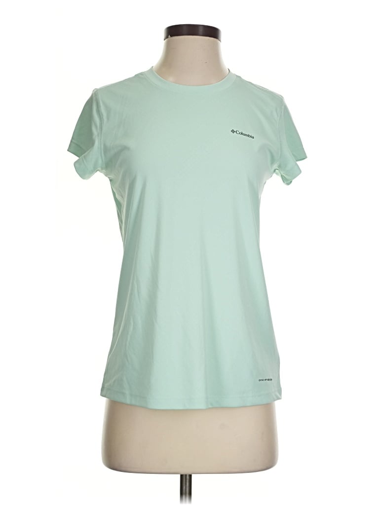 Pre-owned Columbia Active T-shirt In Green