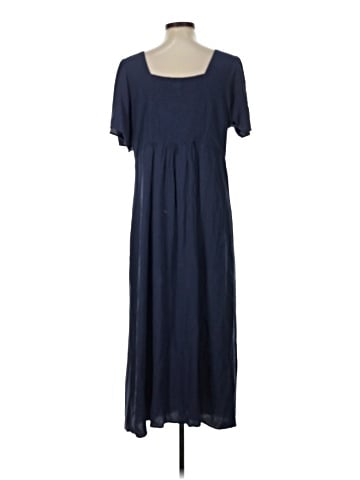 Old Navy Casual Dress (view 2)