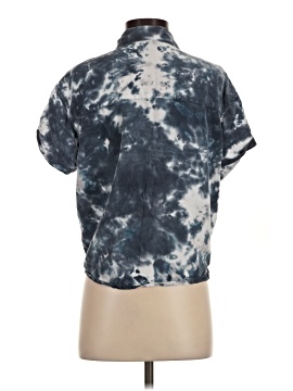 Vince Camuto Short Sleeve Blouse (view 2)
