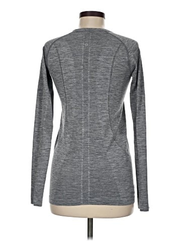 Lululemon Athletica Long Sleeve T-Shirt (view 2)