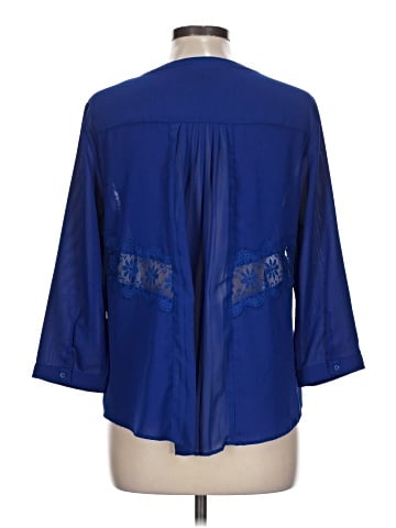 American Eagle Outfitters 3/4 Sleeve Blouse (view 2)
