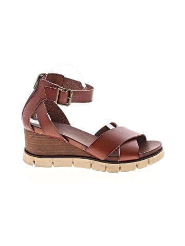 Mia Wedges (view 1)