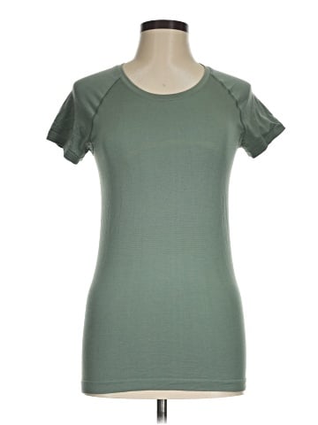 Lululemon Athletica Short Sleeve T-Shirt (view 1)