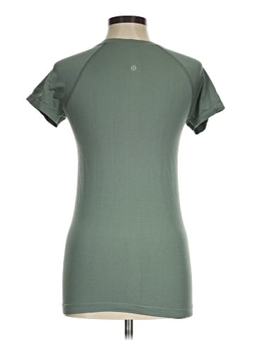 Lululemon Athletica Short Sleeve T-Shirt (view 2)