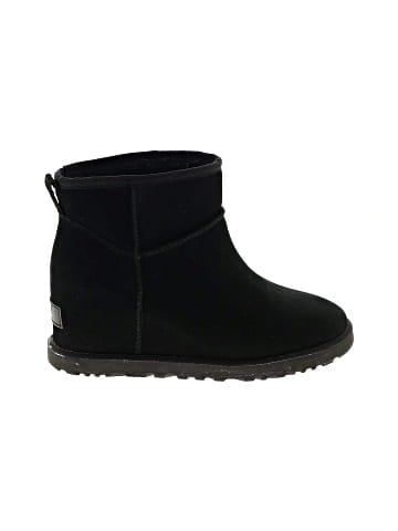 Ugg Ankle Boots (view 1)