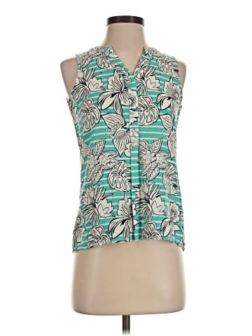 Crown & Ivy Sleeveless T-Shirt (view 1)