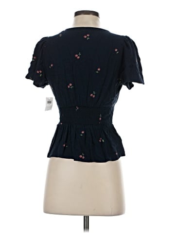 Old Navy Casual Dress (view 2)