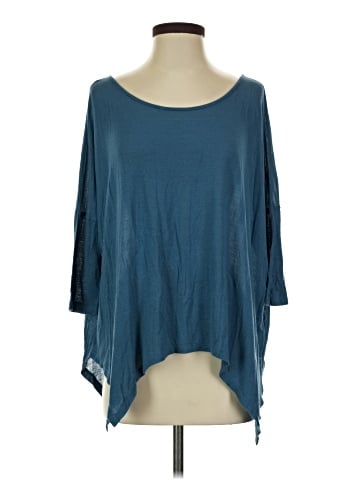 Tresics 3/4 Sleeve Top (view 1)