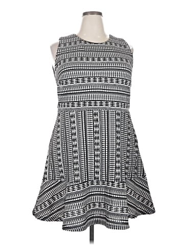 Ann Taylor LOFT Casual Dress (view 1)