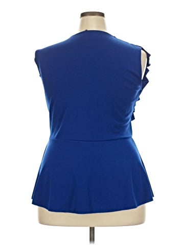 Mi & Rena Short Sleeve Top (view 2)