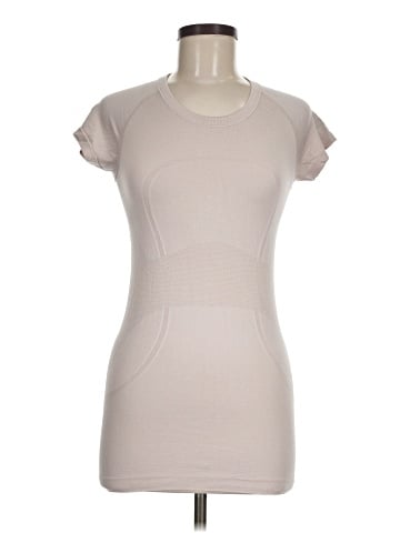 Lululemon Athletica Short Sleeve T-Shirt (view 1)