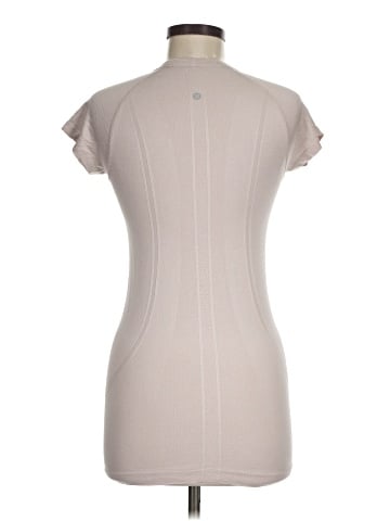 Lululemon Athletica Short Sleeve T-Shirt (view 2)