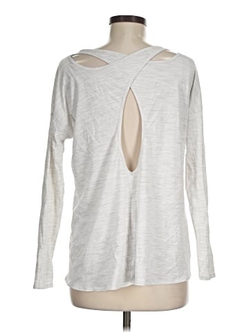 Lululemon Athletica Long Sleeve T-Shirt (view 2)