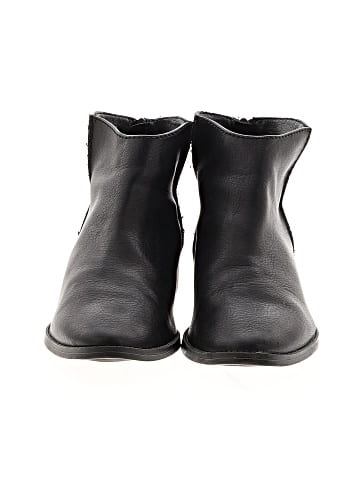 Universal Thread Ankle Boots (view 2)
