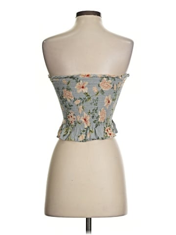 American Eagle Outfitters Sleeveless Blouse (view 2)