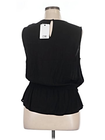 DR2 Sleeveless Blouse (view 2)