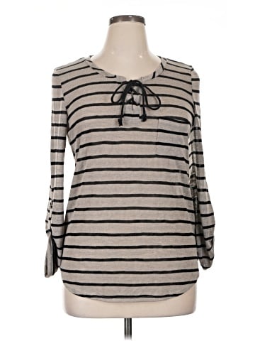 Pleione 3/4 Sleeve Top (view 1)
