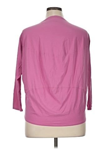 Lululemon Athletica 3/4 Sleeve T-Shirt (view 2)