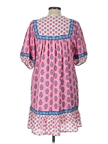 Old Navy Casual Dress (view 2)