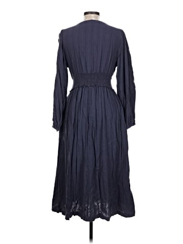 Old Navy Casual Dress (view 2)