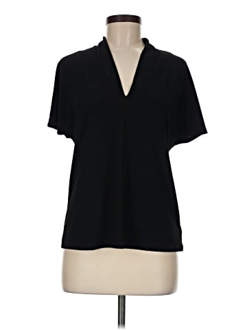 The Limited Short Sleeve Turtleneck (view 1)