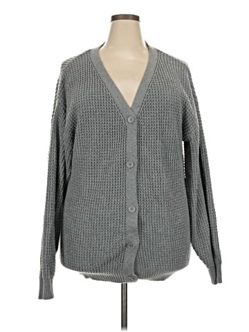Qualfort Cardigan (view 1)