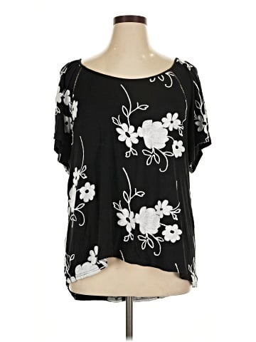 Liv Short Sleeve Blouse (view 1)