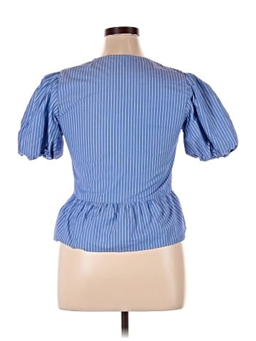 NA-KD Short Sleeve Blouse (view 2)