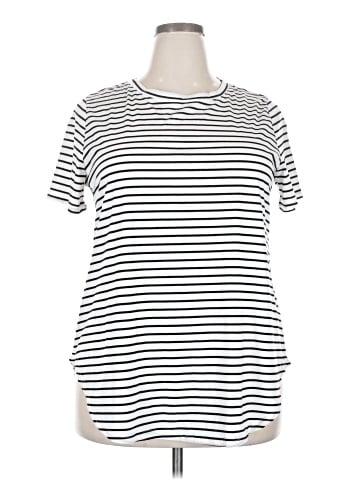 chic soul (chicsoul.com) Short Sleeve T-Shirt (view 1)
