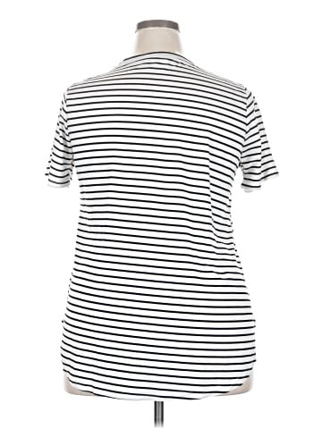 chic soul (chicsoul.com) Short Sleeve T-Shirt (view 2)