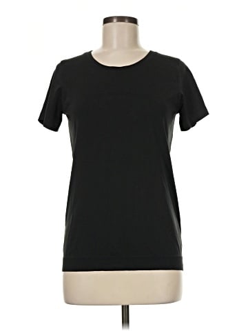 Lululemon Athletica Short Sleeve T-Shirt (view 1)
