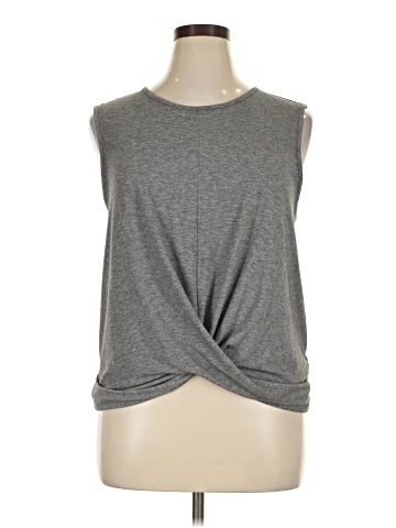 Gap Fit Sleeveless T-Shirt (view 1)