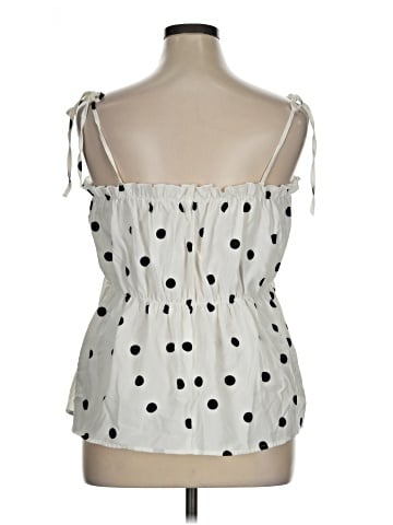 Shein Curve Sleeveless Blouse (view 2)