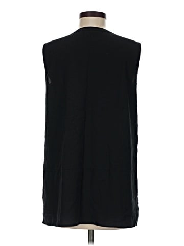 Uniqlo Sleeveless Button-Down Shirt (view 2)