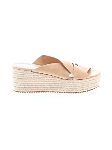 Silent D Wedges (view 1)