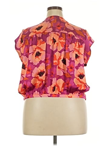 DR2 Sleeveless Blouse (view 2)