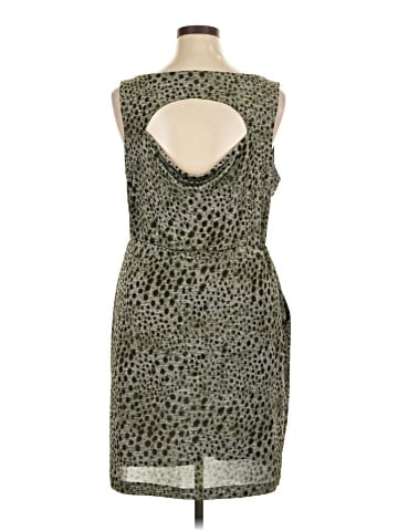Jennifer Lopez Cocktail Dress (view 2)