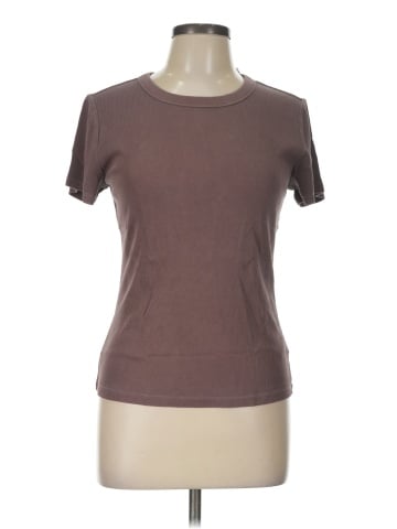 Old Navy Short Sleeve T-Shirt (view 1)