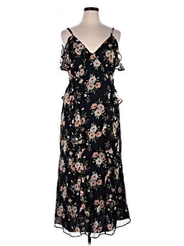 Old Navy Casual Dress (view 1)