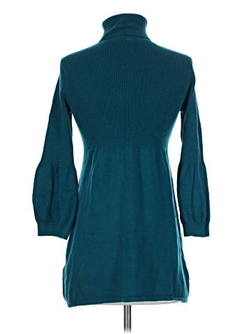 Leo & Nicole Casual Dress (view 2)