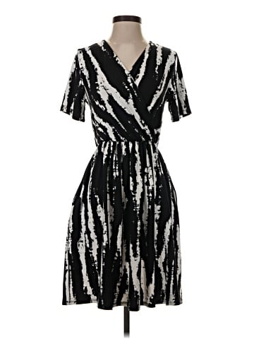 Lularoe Casual Dress (view 1)