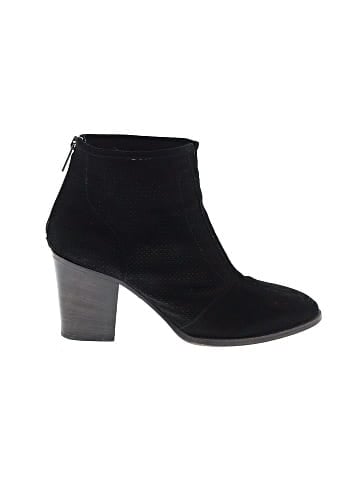 AQUATALIA Ankle Boots (view 1)