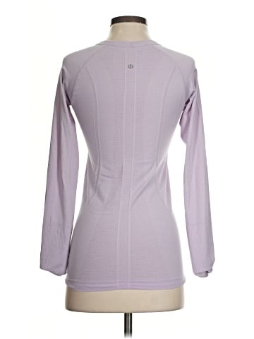 Lululemon Athletica Long Sleeve T-Shirt (view 2)