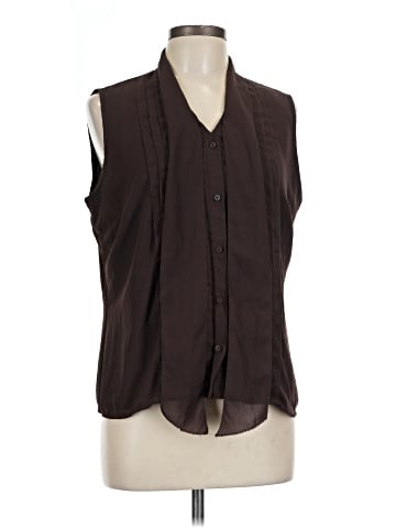 Covington Sleeveless Button-Down Shirt (view 1)