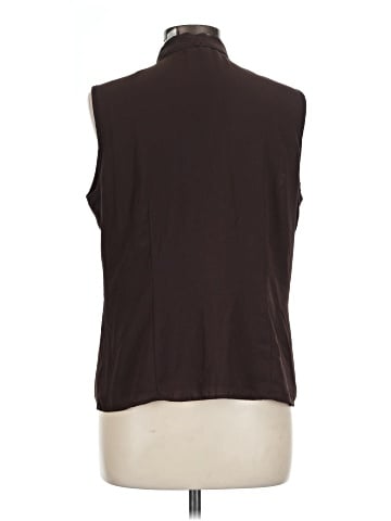 Covington Sleeveless Button-Down Shirt (view 2)