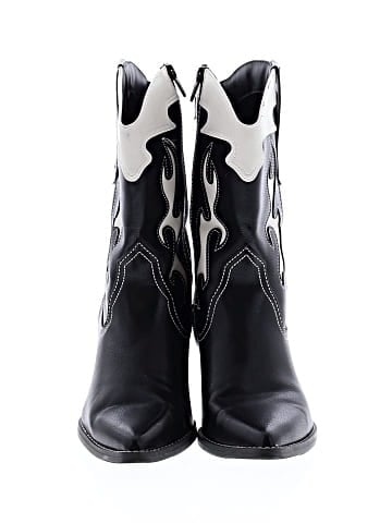 Universal Thread Boots (view 2)