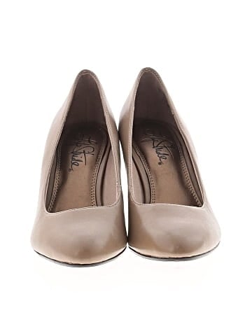Life Stride Heels (view 2)