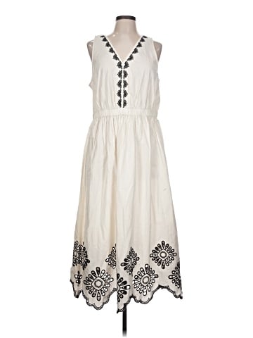 Universal Thread Casual Dress (view 1)