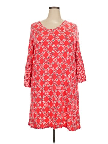 Crown & Ivy Casual Dress (view 1)
