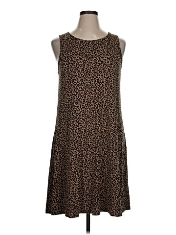 Old Navy Casual Dress (view 1)